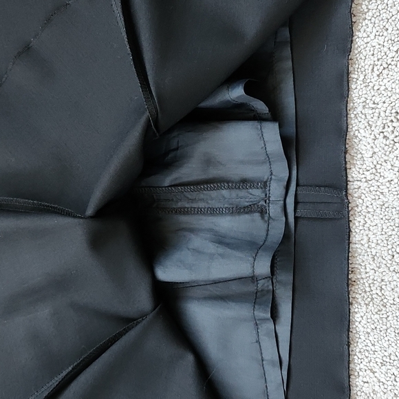 BCBG MaxAzaria Skirt - Picture 5 of 7